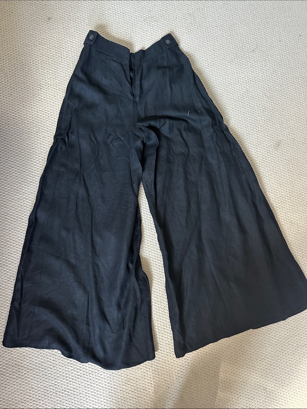 NWT Banana Republic “Lina” Black Extra Wide-Leg Linen pants